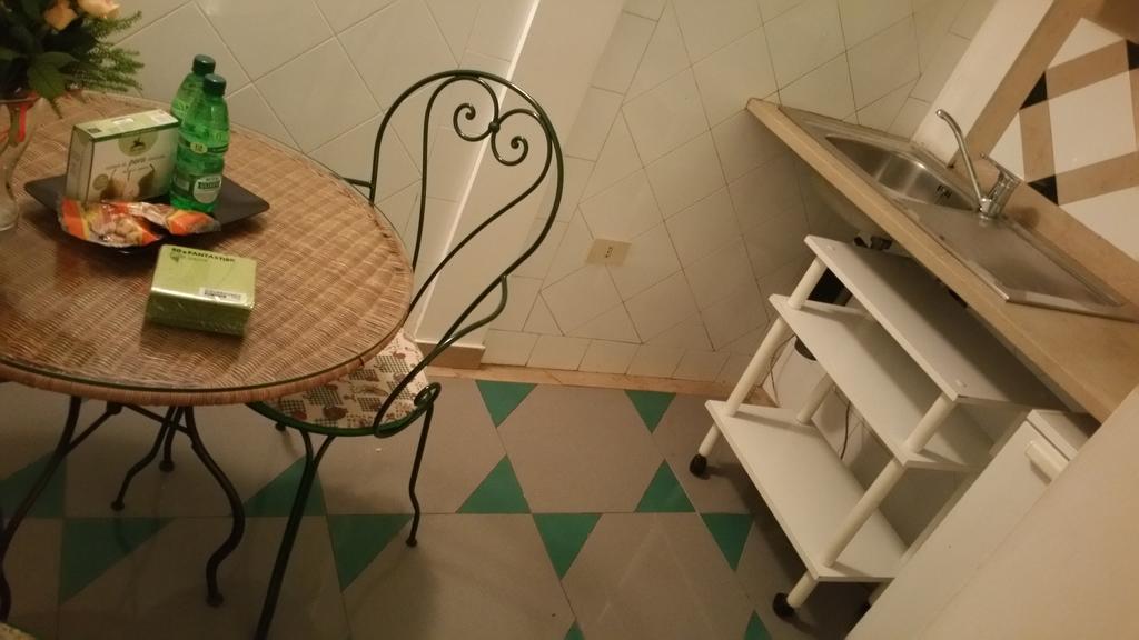 Suite Calefati "Monolocale" Бари Экстерьер фото